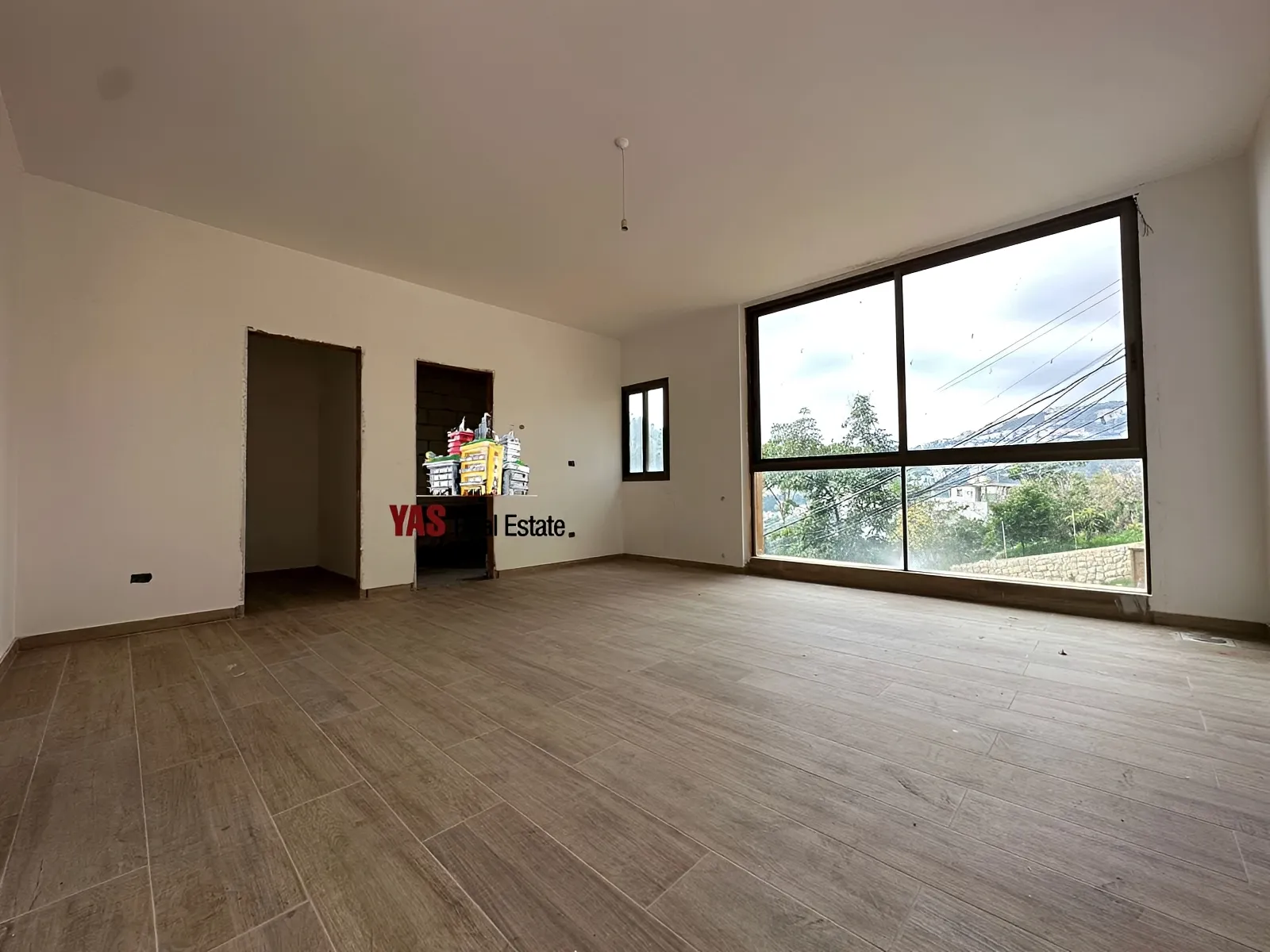 Apartment for Sale in Kfar Hbab - 5 bed, 3 bath