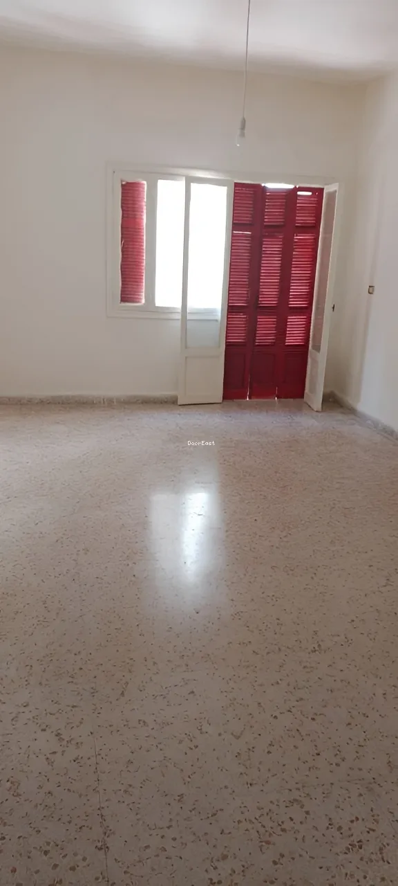 Apartment for rent in Forn El Chebbak