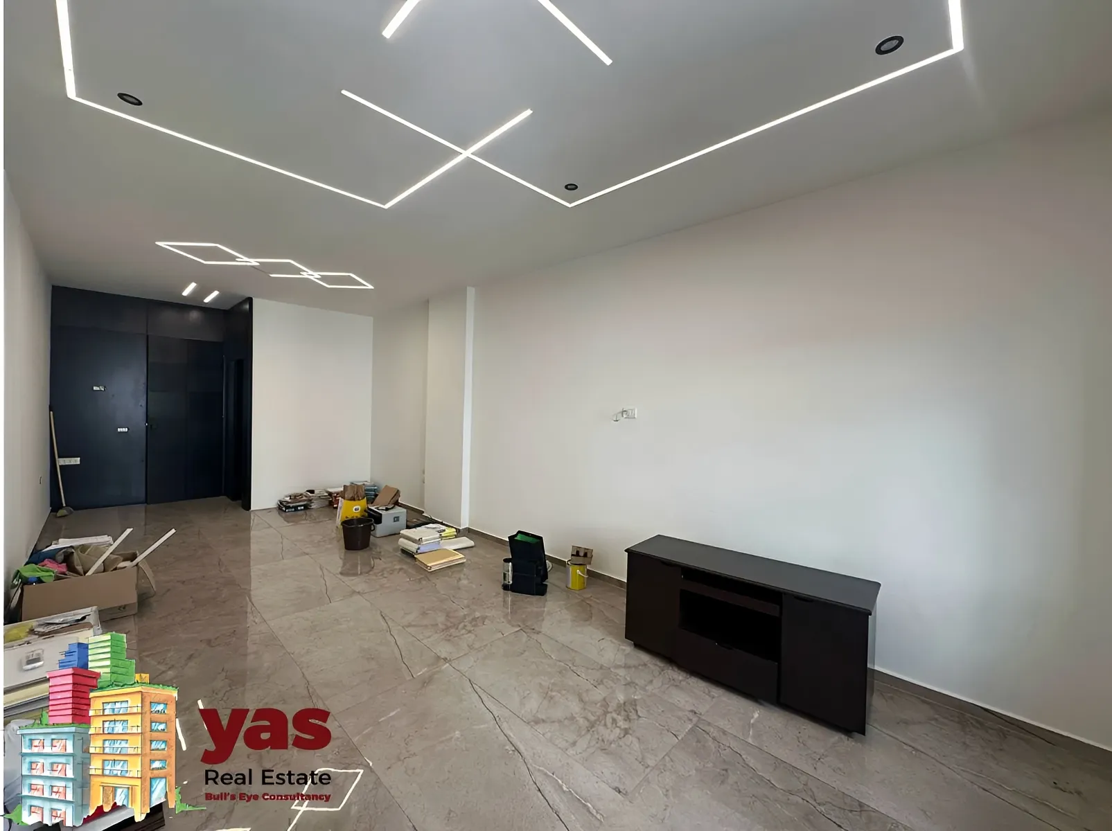 Office for sale in Zalqa