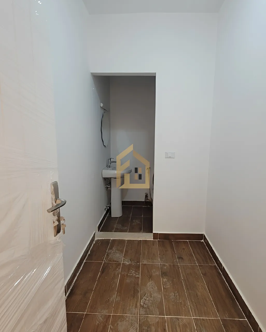 Apartment for sale in Forn El Chebbak, Lebanon - 3 bed, 4 bath