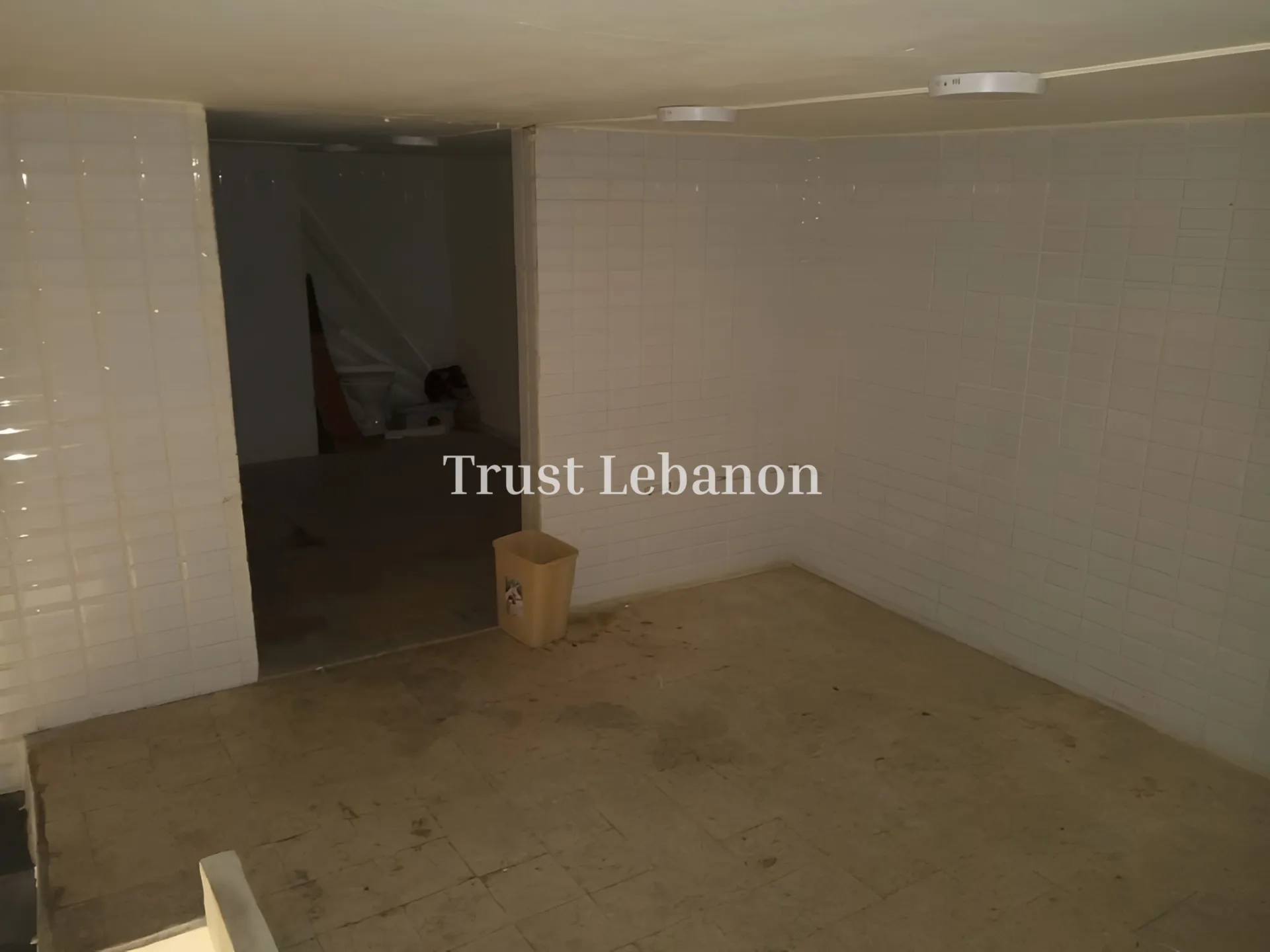 Shop for rent in Msaytbeh, Beirut, Lebanon