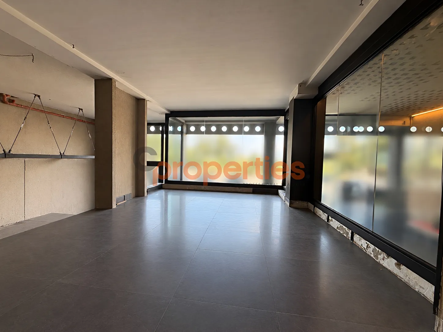 Showroom for Rent in Achrafieh
