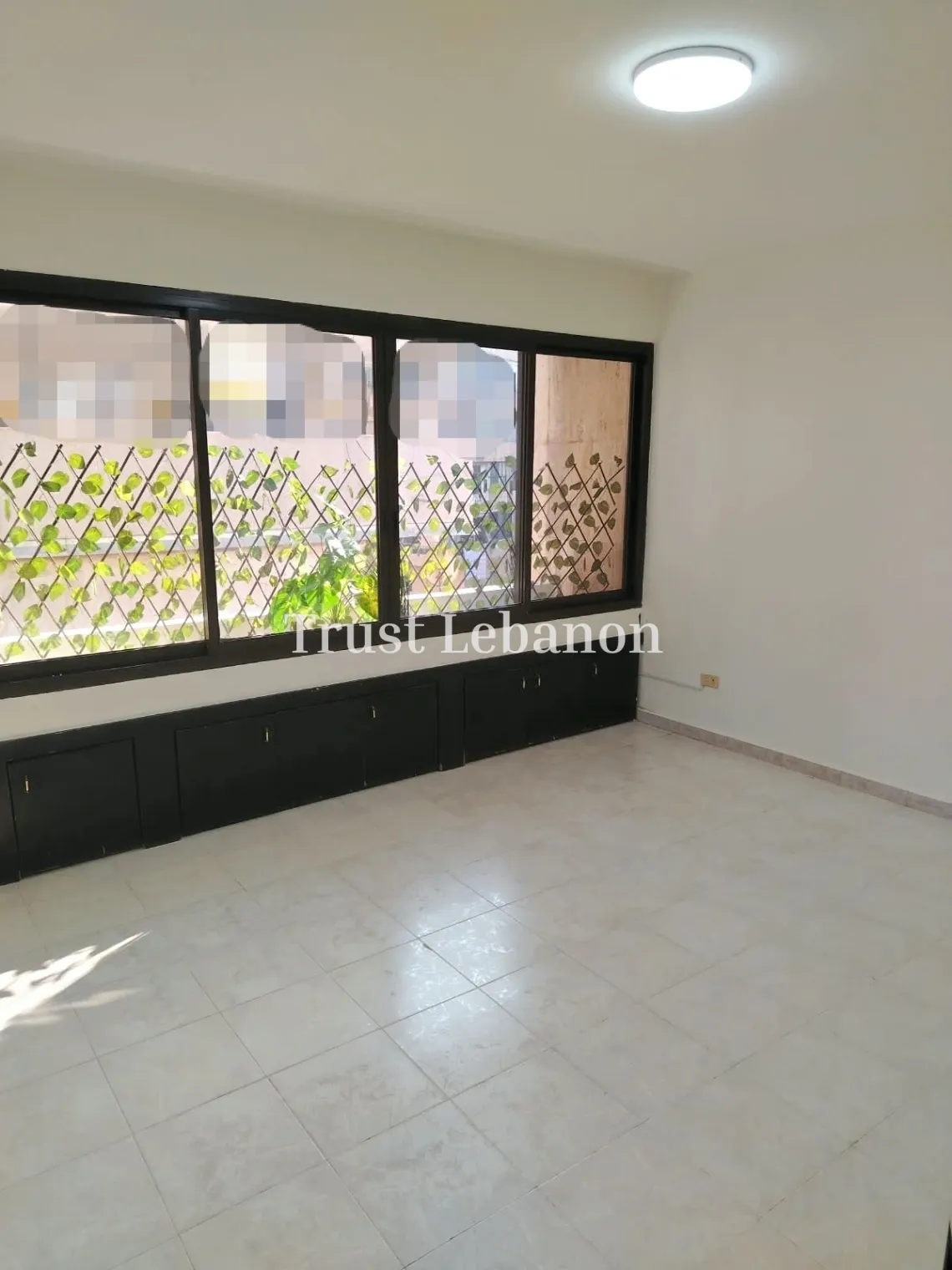 Office for rent in Dekwaneh, Lebanon