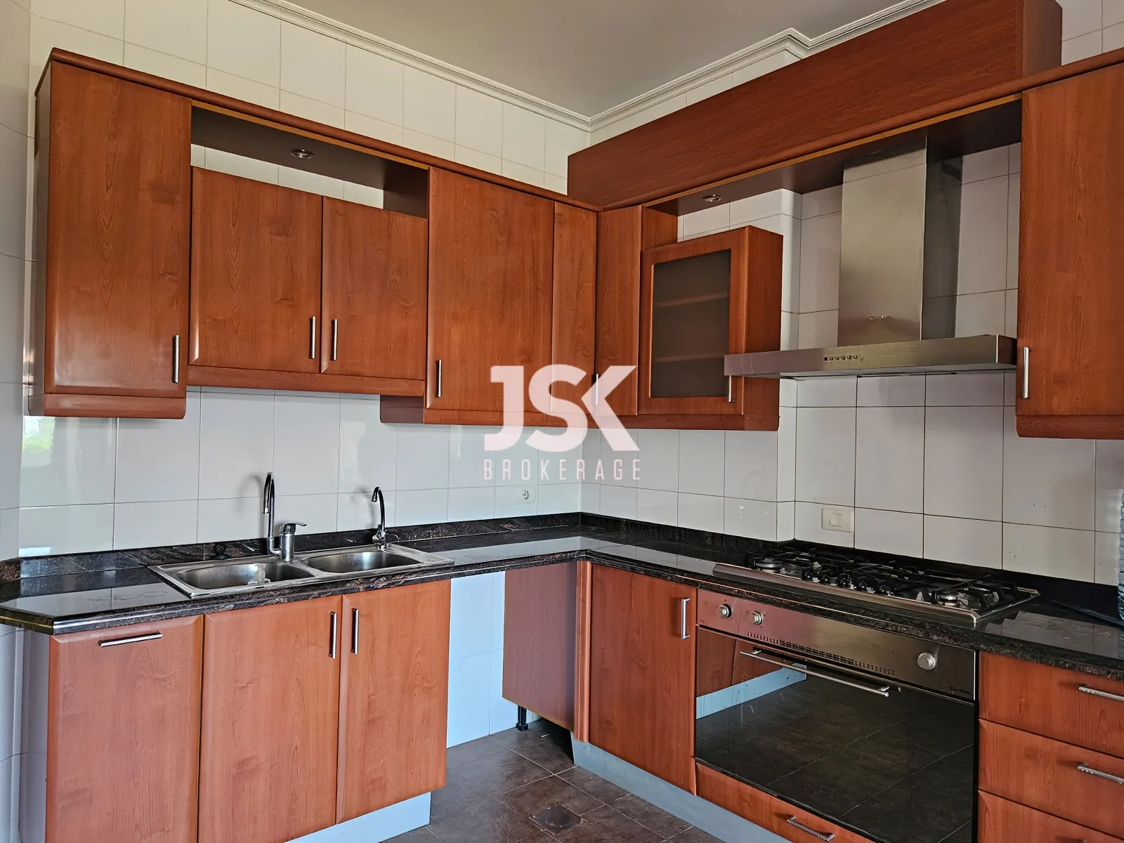 Apartment for Rent in Baabdat