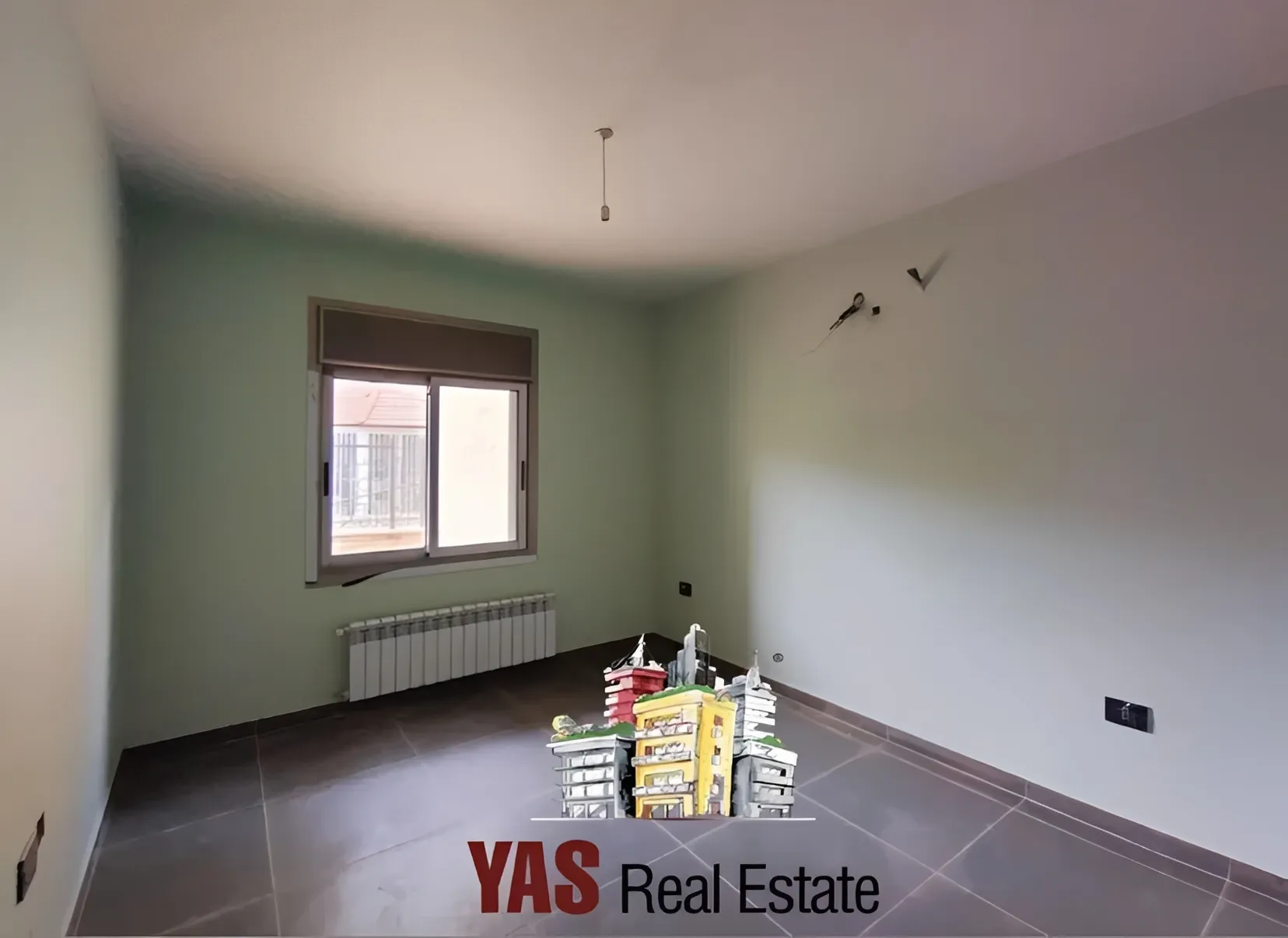 Apartment for Sale in Ballouneh - 3 bed, 4 bath