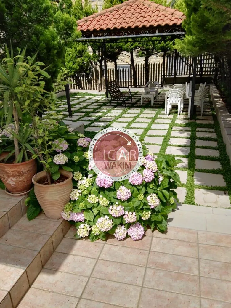 Villa for Sale in Baabdat