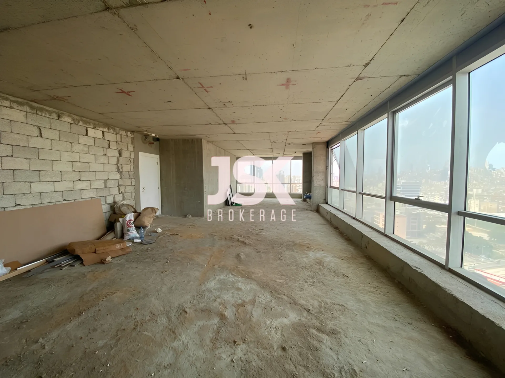 Office for rent in Dekwaneh