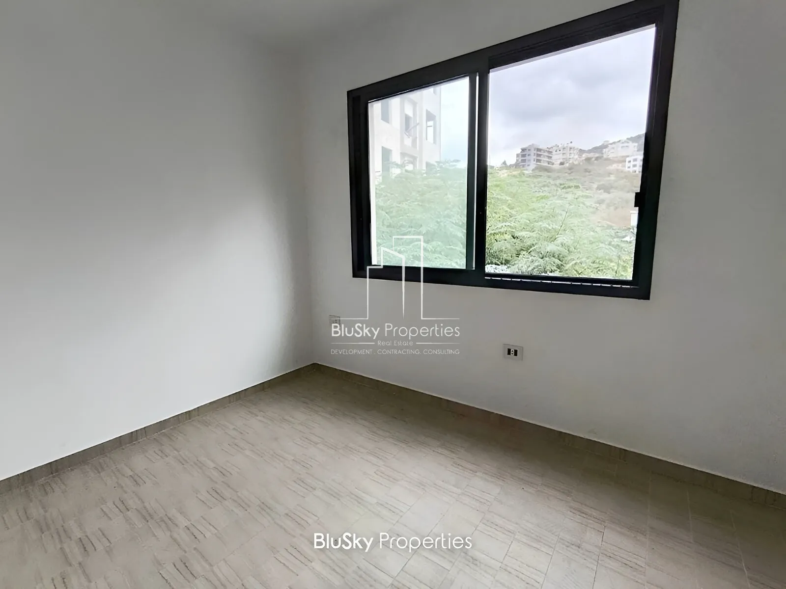 Apartment for Sale in Blat - 2 bed, 2 bath