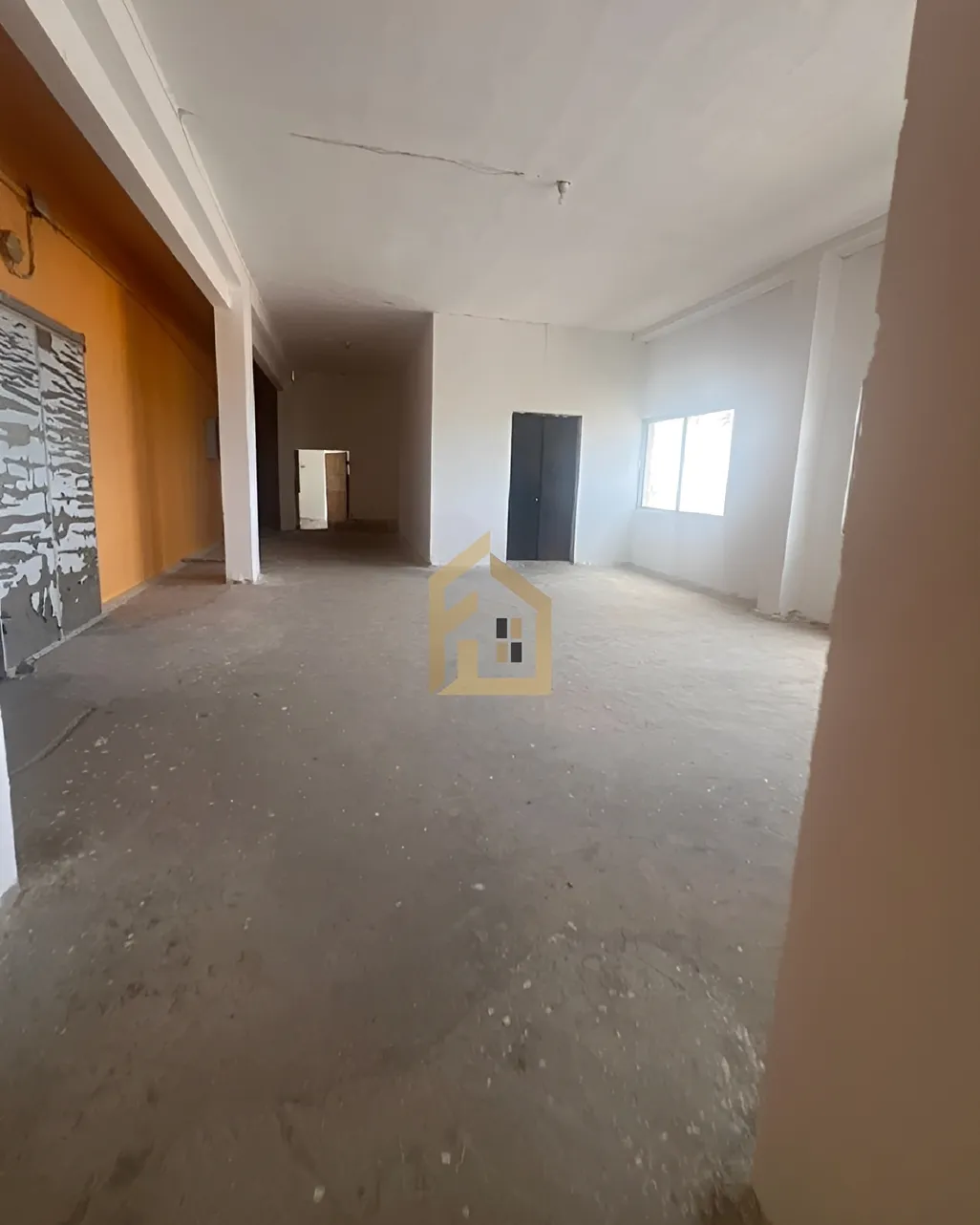 Commercial Commercial for rent in Dbayeh, Lebanon