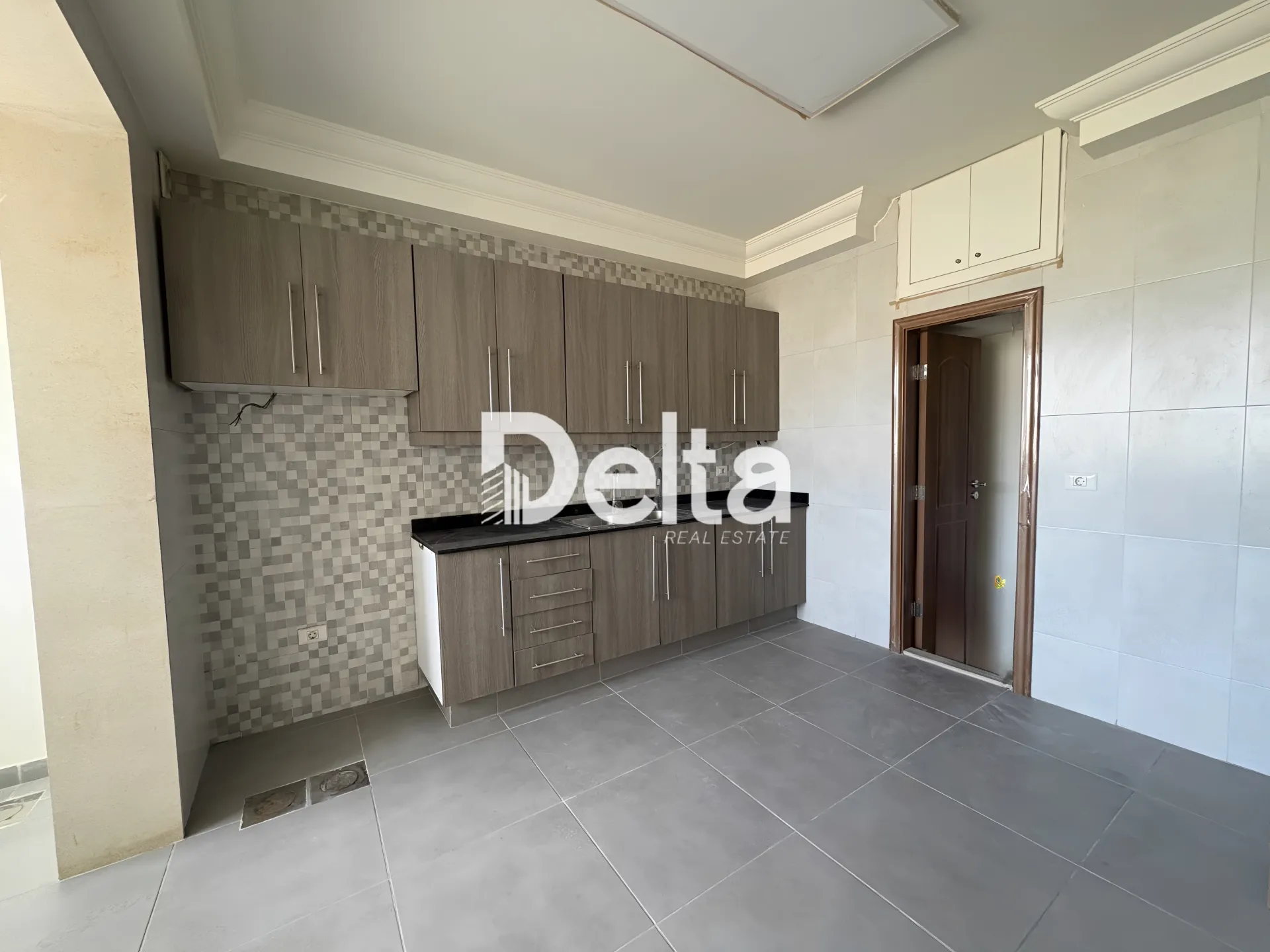 Apartment for sale in Ras Al Naba'a