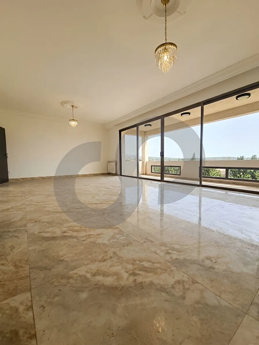 Apartment for Sale in Cornet Chahwan - 5 bed, 6 bath