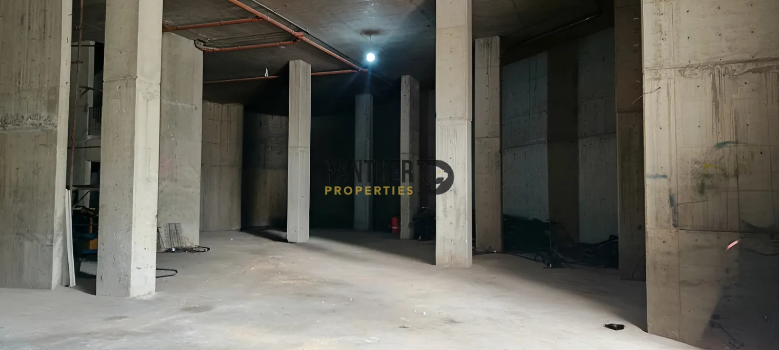 Warehouse for rent in Mazraat Yachoua, Lebanon