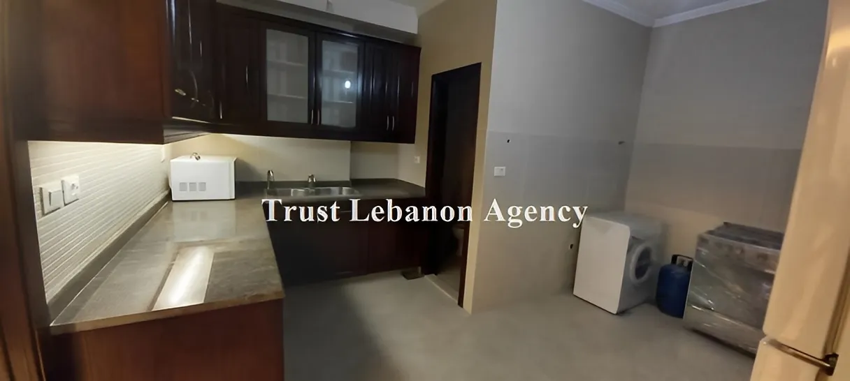 Apartment for Sale in Ain El Mreisseh Beirut Lebanon - 3 bed