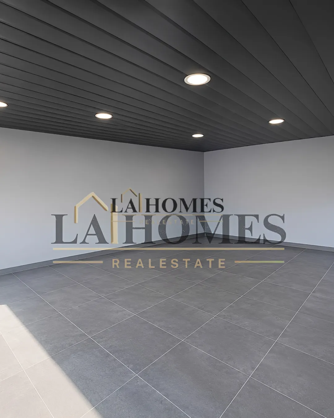 Shop for rent in Mansourieh