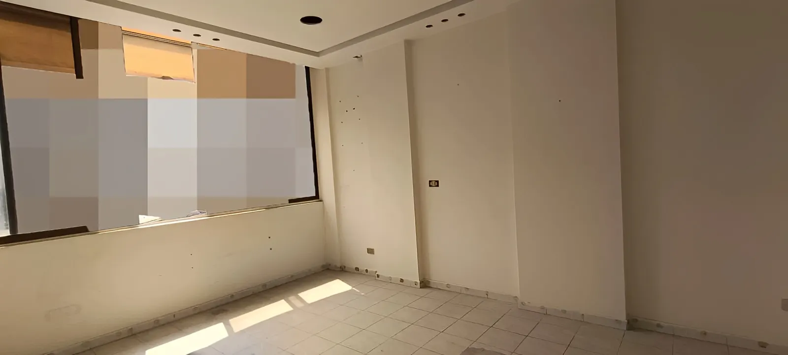 Office for Sale in Jdeideh