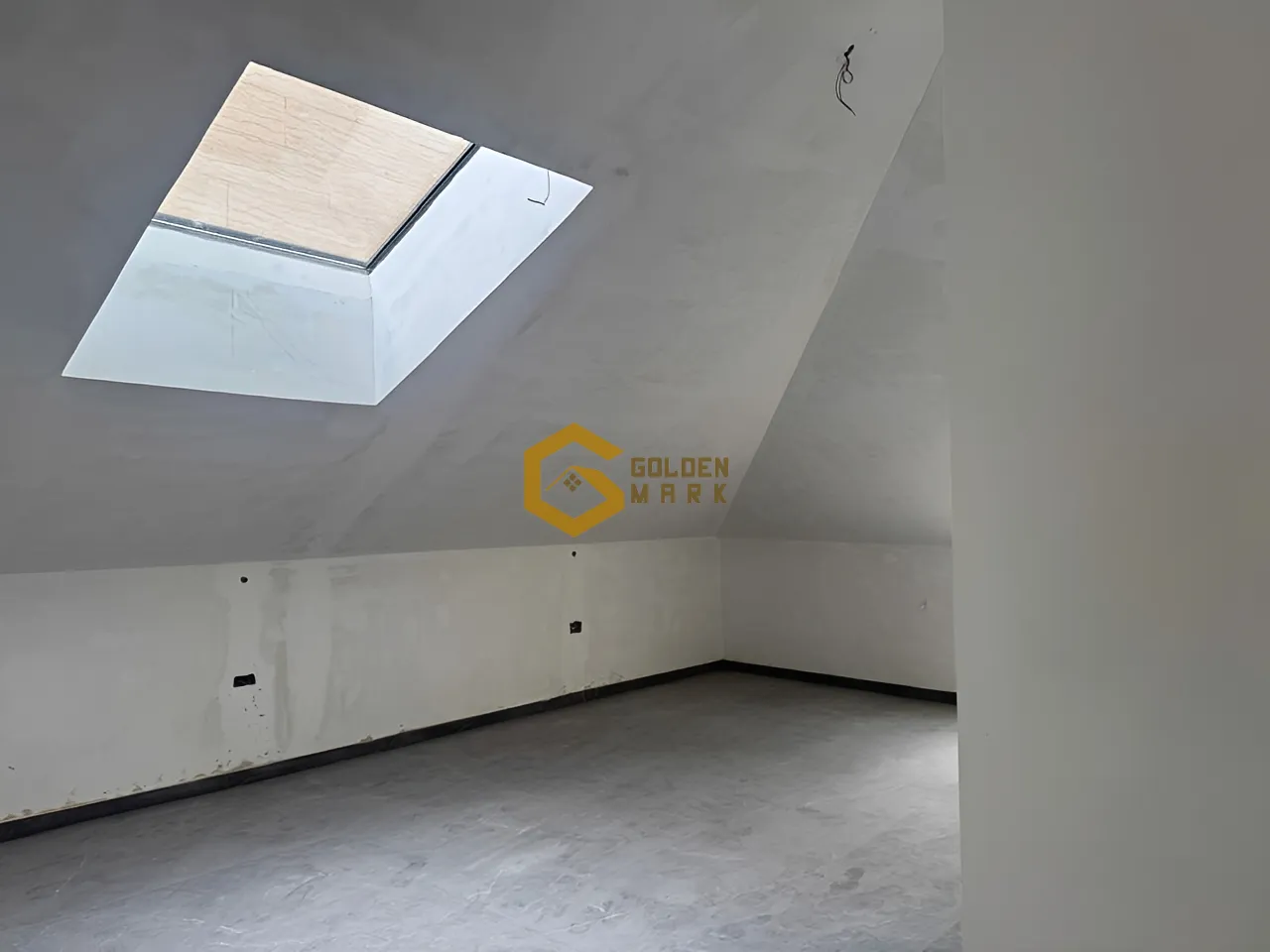 Duplex for Sale in Bsalim