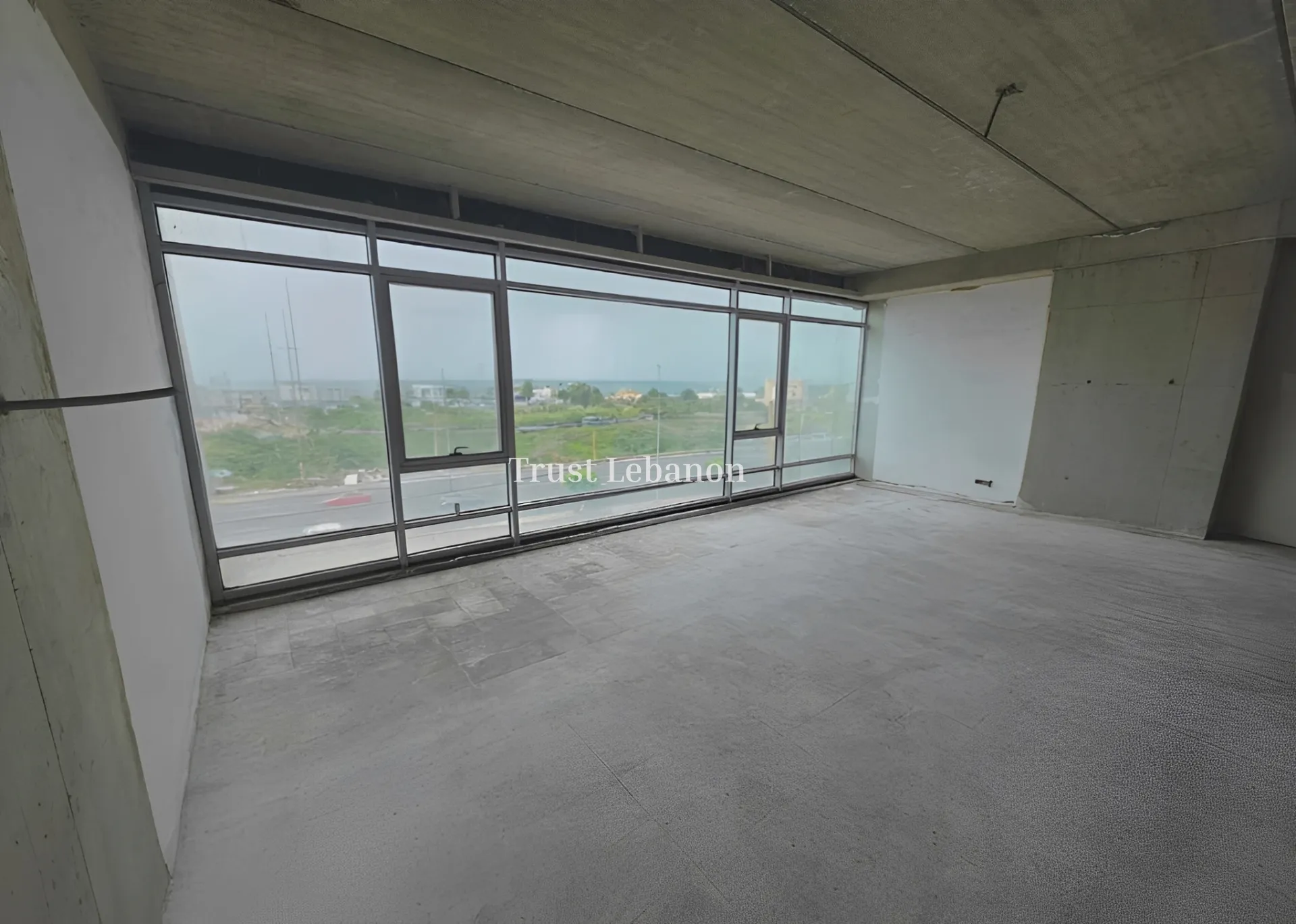 Office for rent in Dbayeh, Lebanon