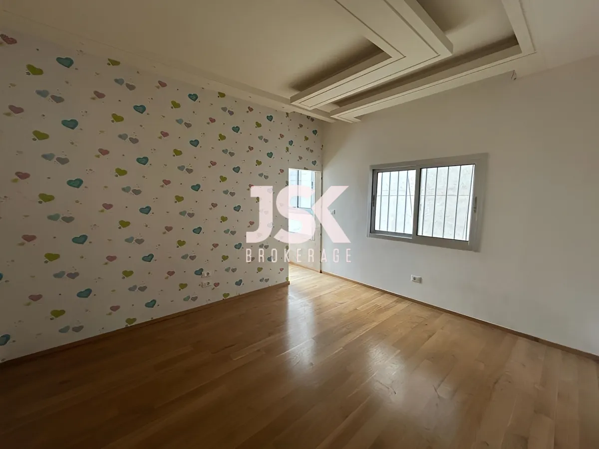 Apartment for Sale in Tallet Khayat, Beirut, Lebanon