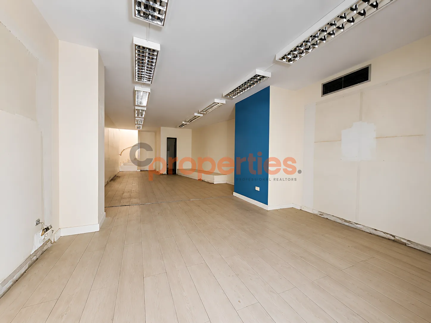Shop for rent in Hamra, Beirut, Lebanon