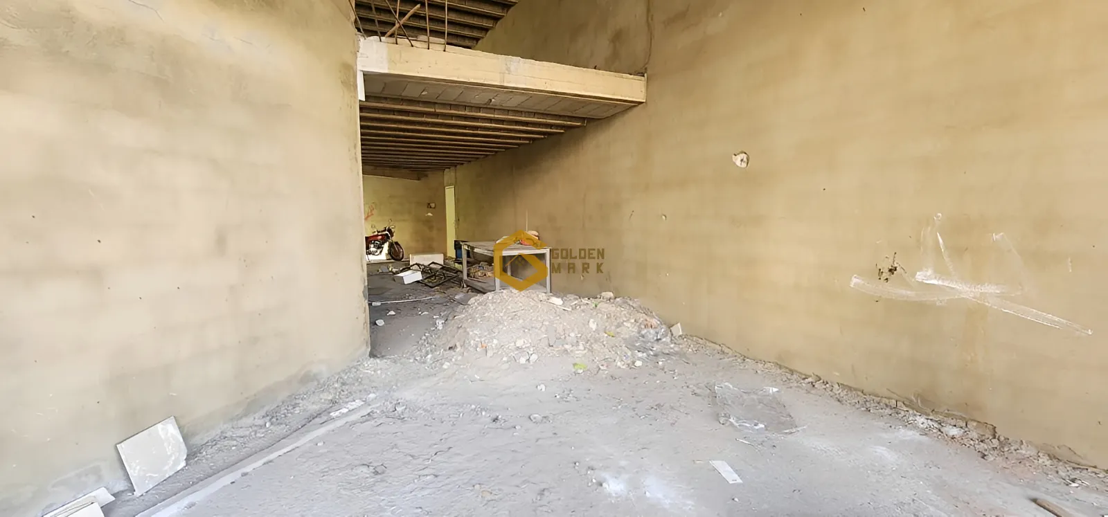 Shop for rent in Mansourieh