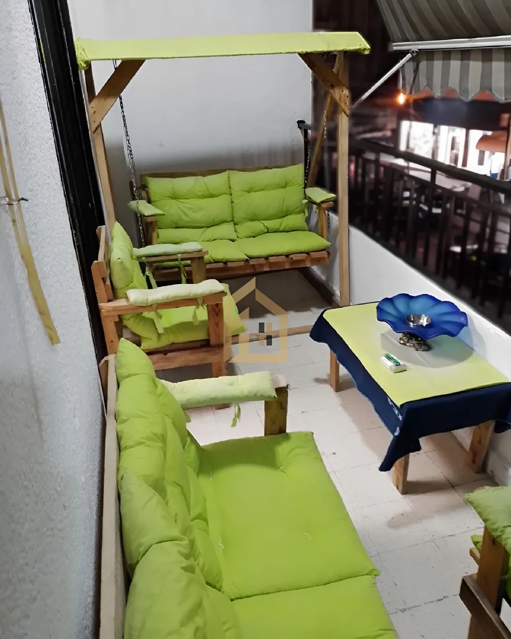 Apartment for rent in Tariq El Jdideh, Beirut, Lebanon - 2 bed, 1 bath