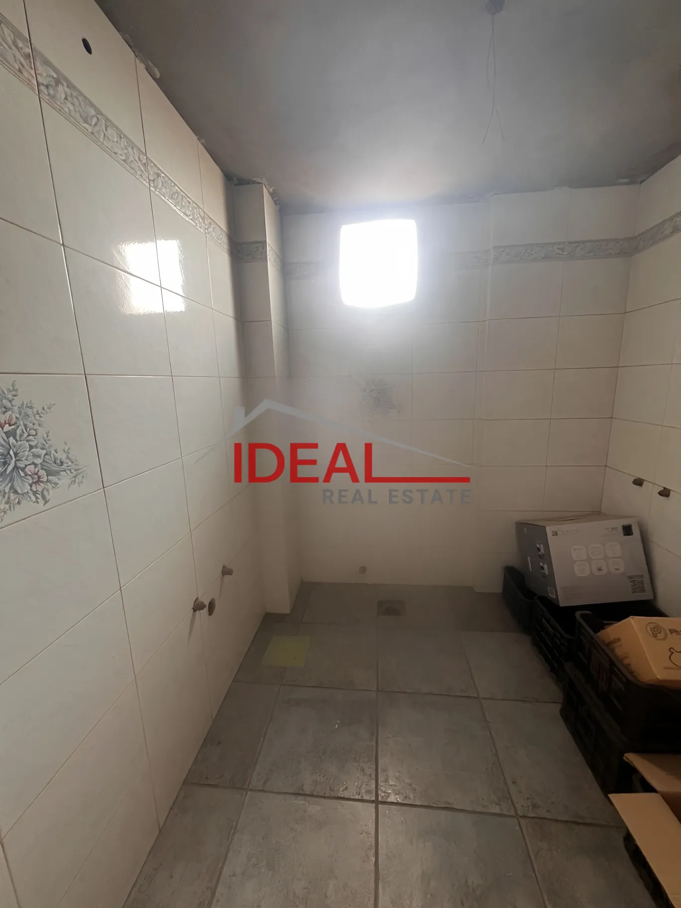 Apartment for sale in Haret Sakher