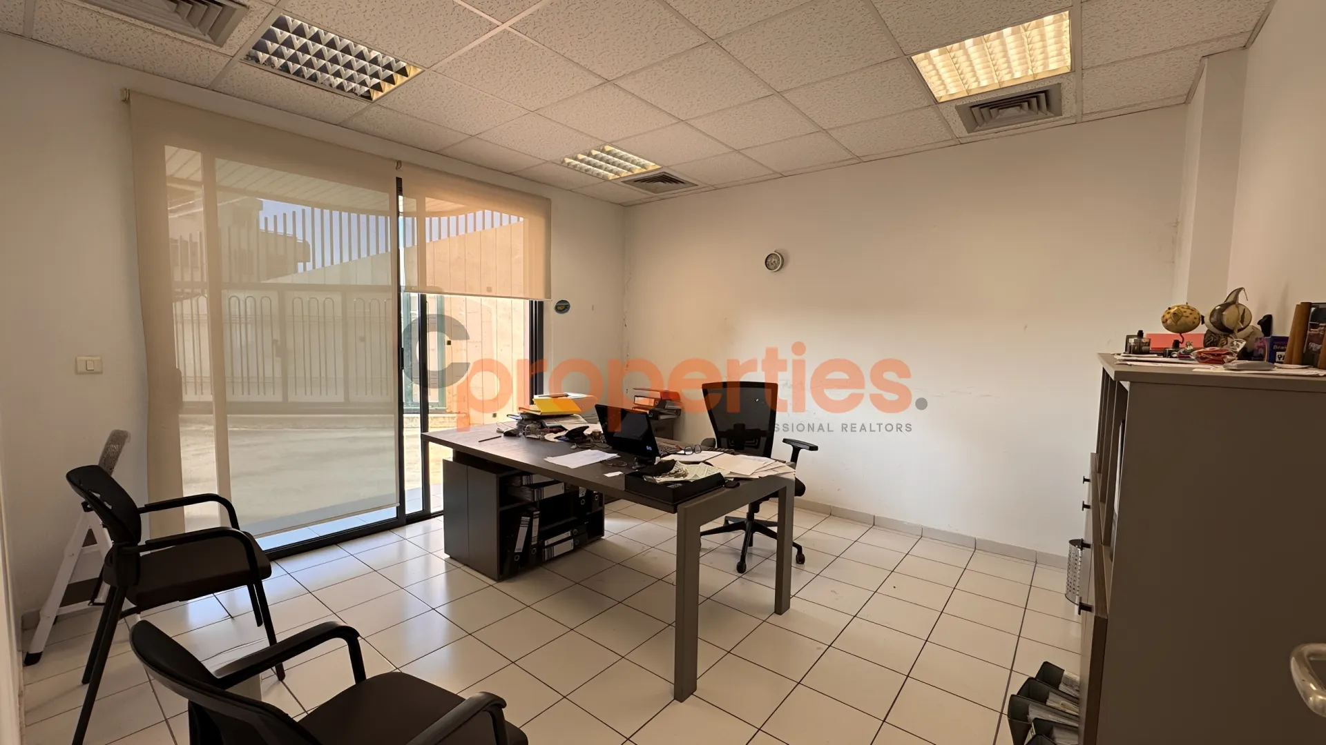Office for Rent in Aaoukar