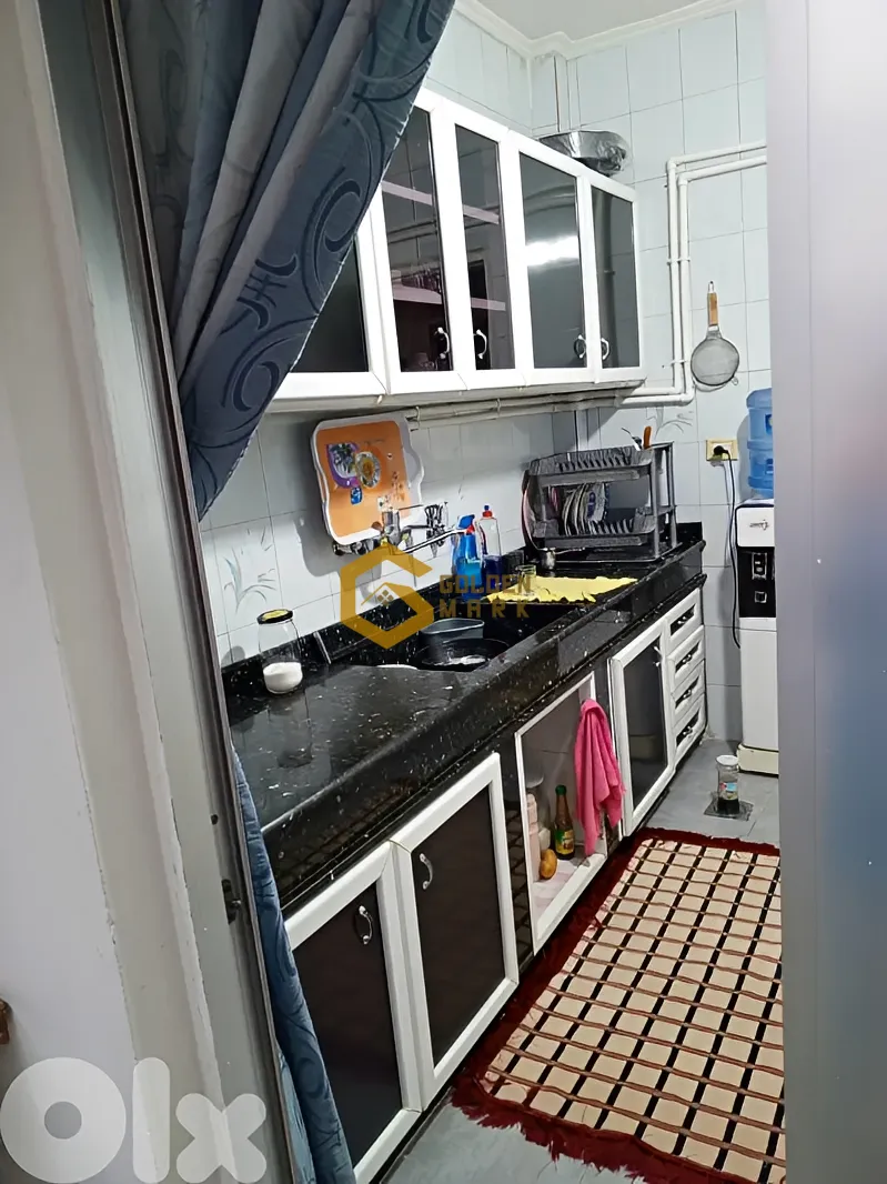 Apartment for Sale in 506 Corniche du Fleuve, Salloumi building 1st floor, شارع كرنتينا، بيروت، Lebanon - 2 bed, 1 bath