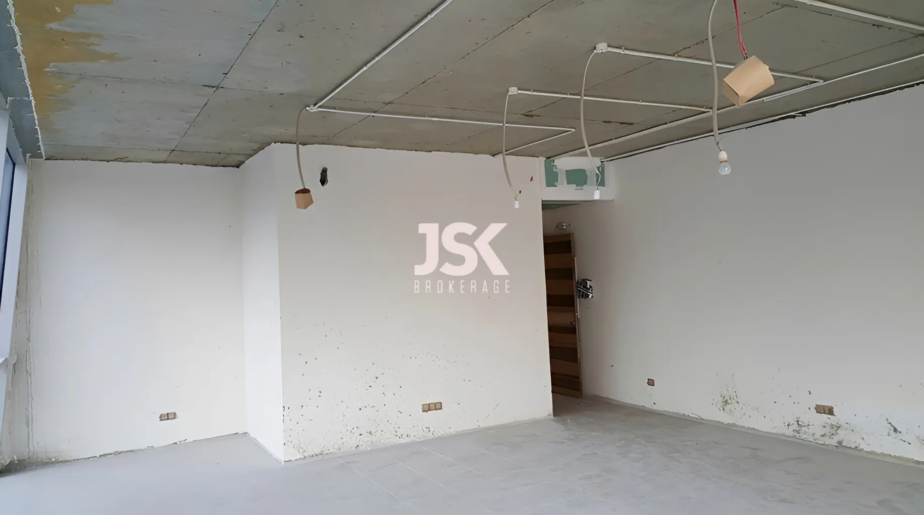 Office for Rent in Baouchriyeh