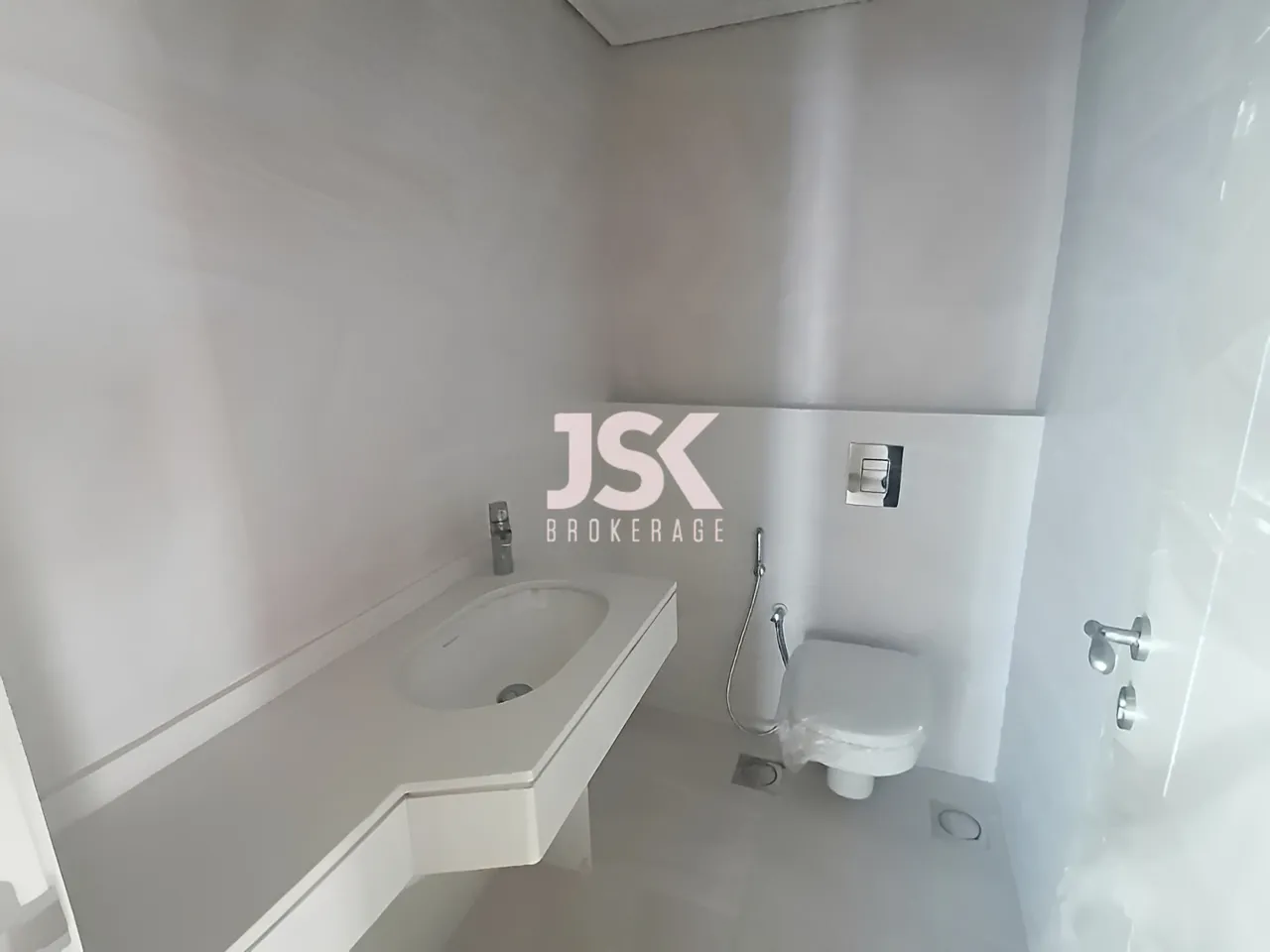 Apartment for Sale in Ain Saadeh