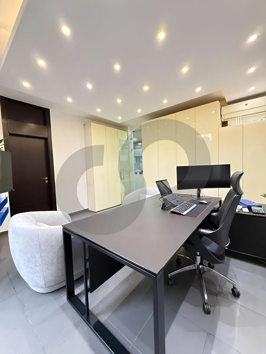 Office for sale in Mansourieh