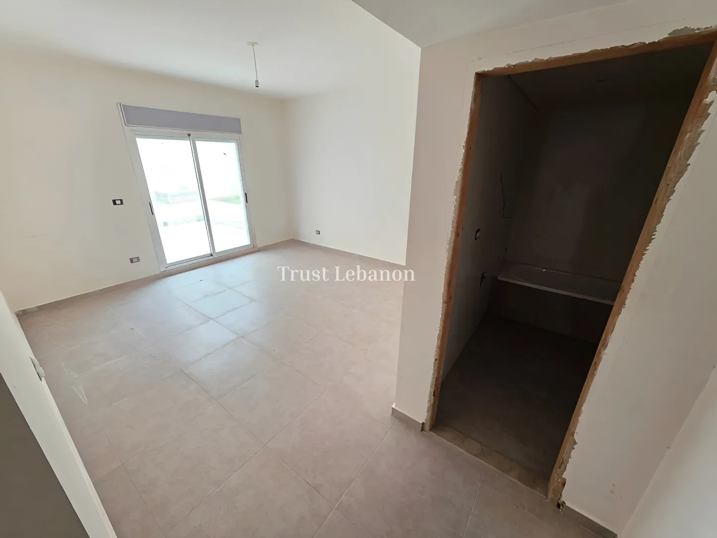 Apartment for sale in Beit Al Koukko, Lebanon - 3 bed, 5 bath
