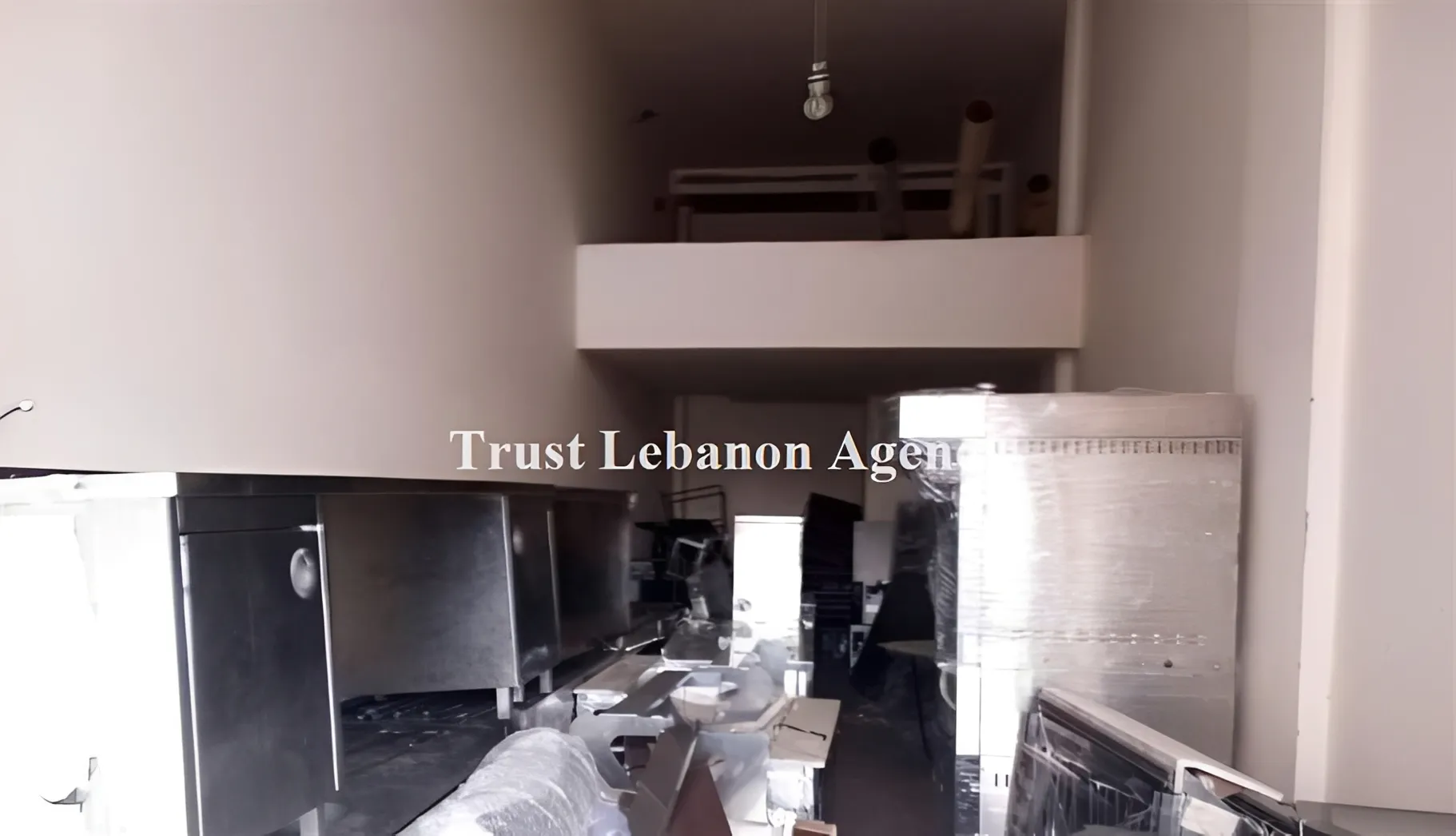 Shop for rent in Baabda, Hadath