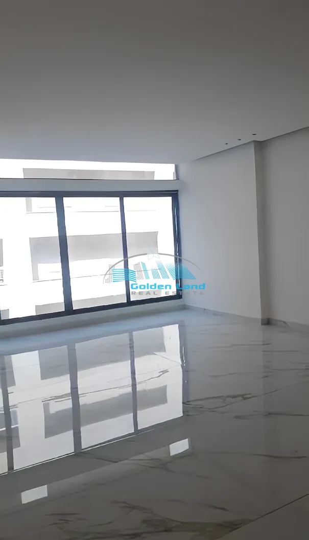 Apartment for Sale in Verdun, Beirut, Lebanon - 3 bed, 4 bath