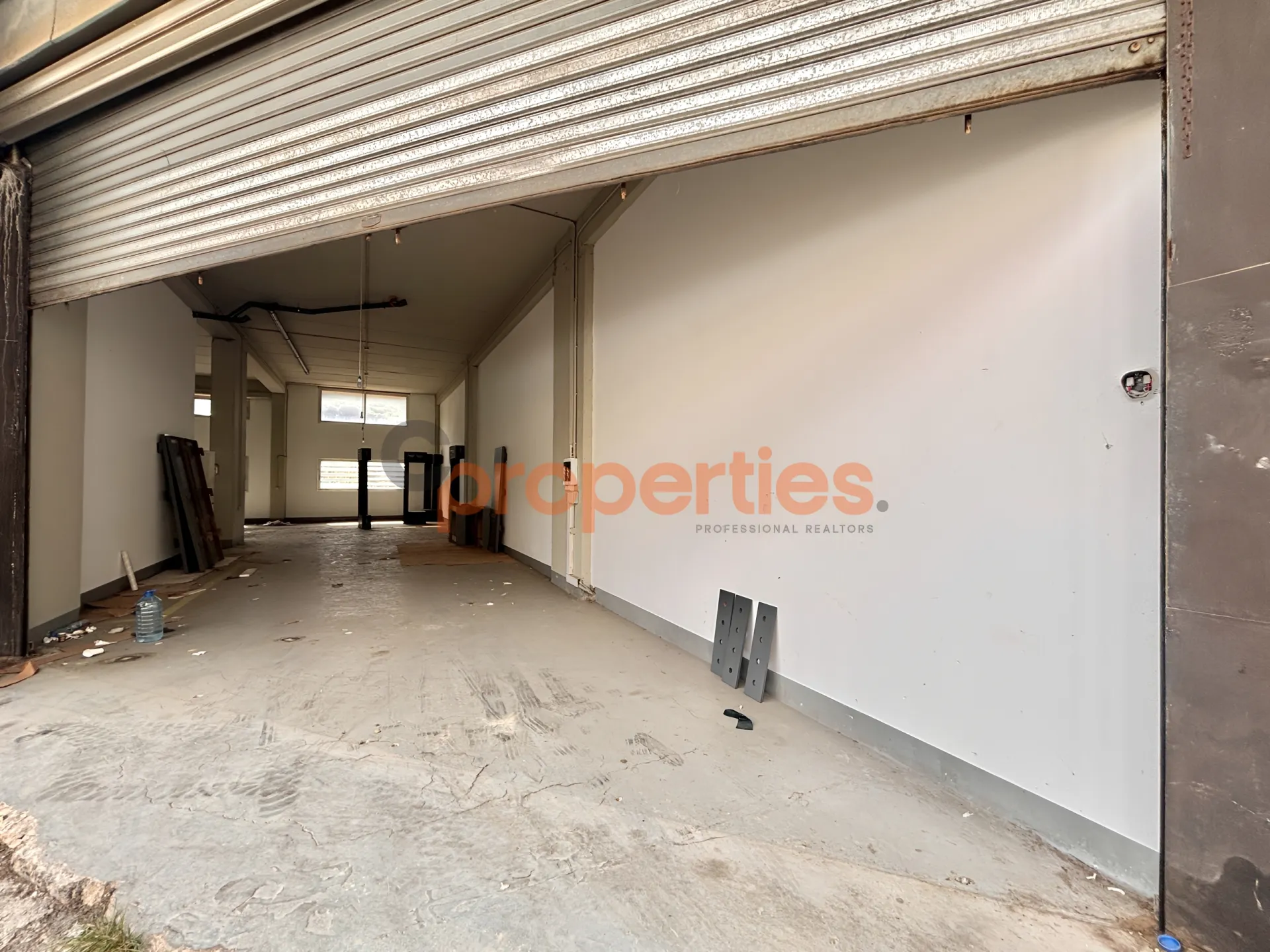 Shop for Rent in Qennabet Broummana