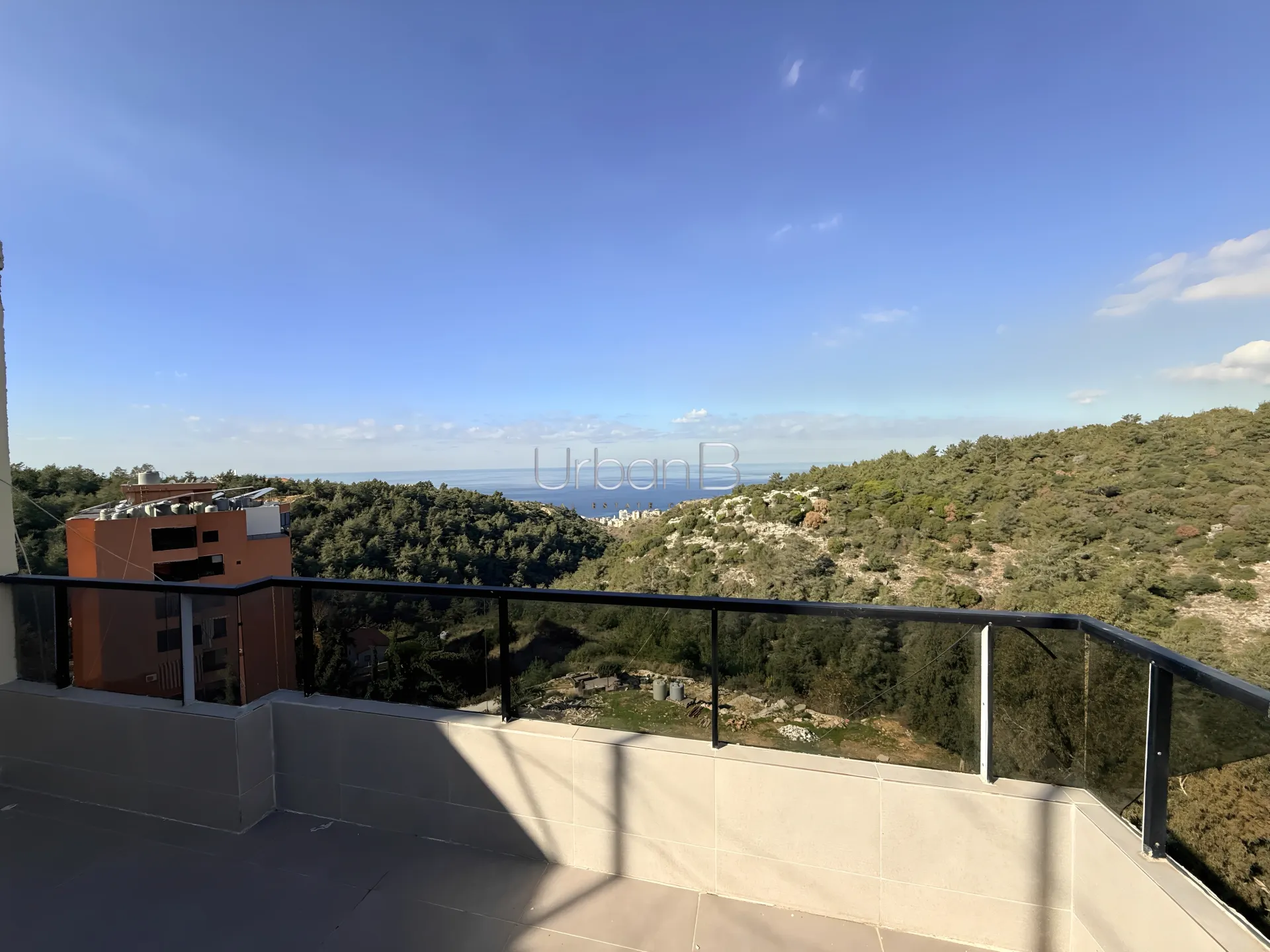 Apartment in Dawhet el hoss, aley