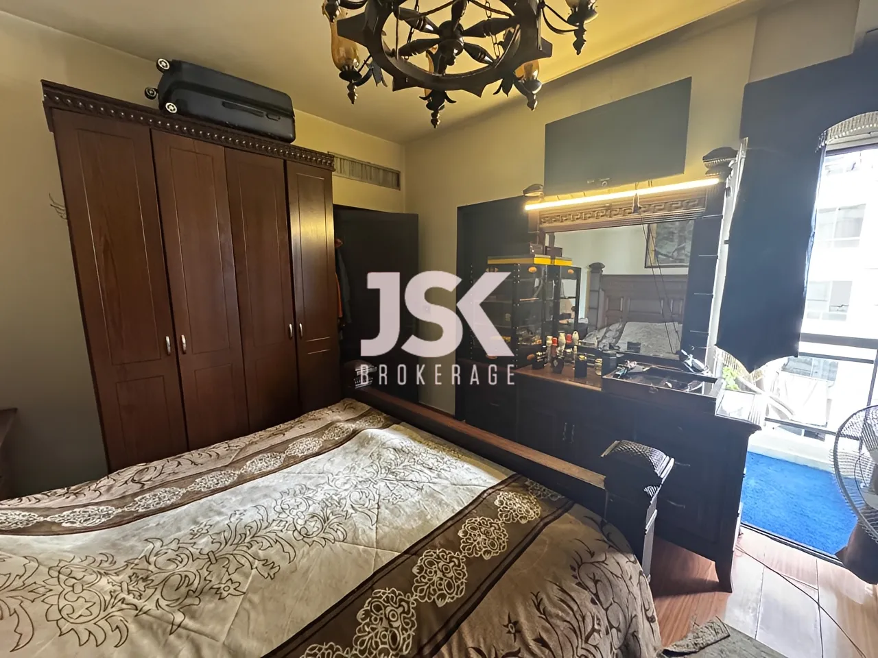 Apartment for Sale in Ras Al Naba'a