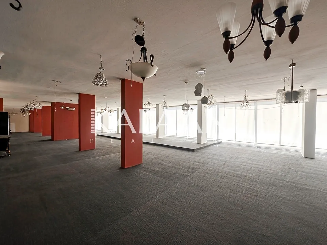 Showroom for rent in Antelias, Lebanon