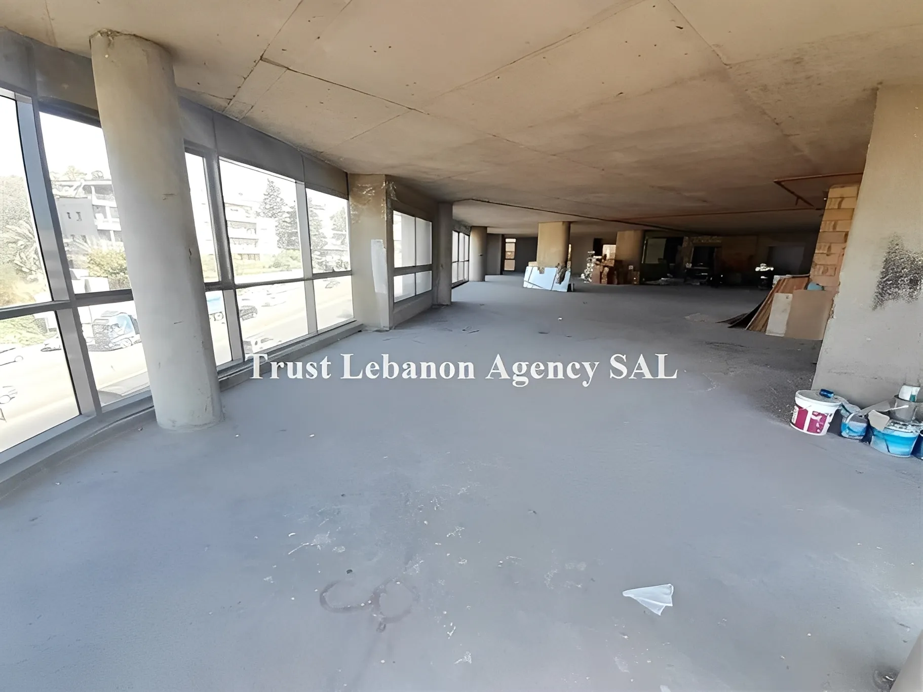 Office for rent in Baabda, Hazmieh