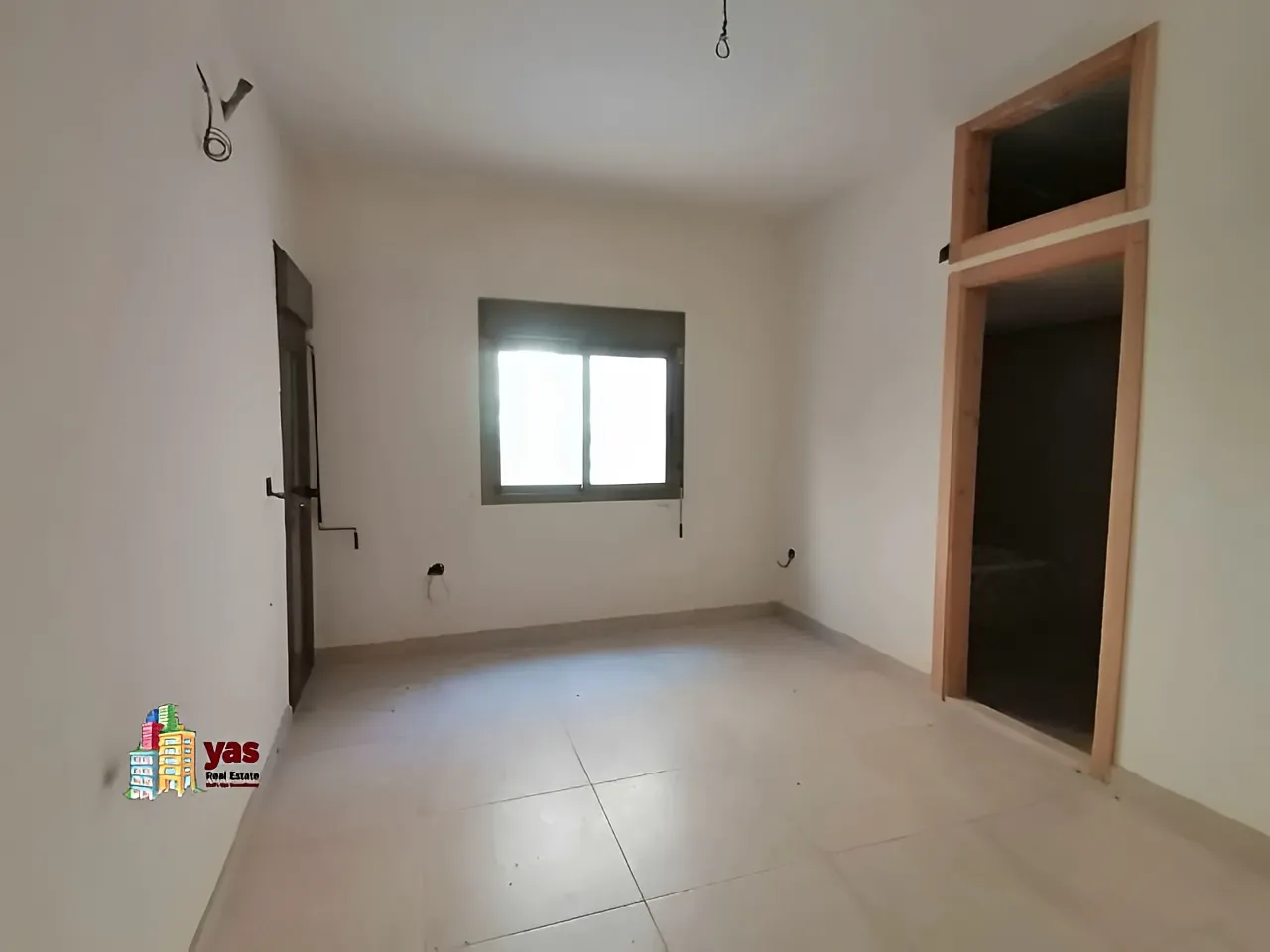 Apartment for Sale in Ashqout