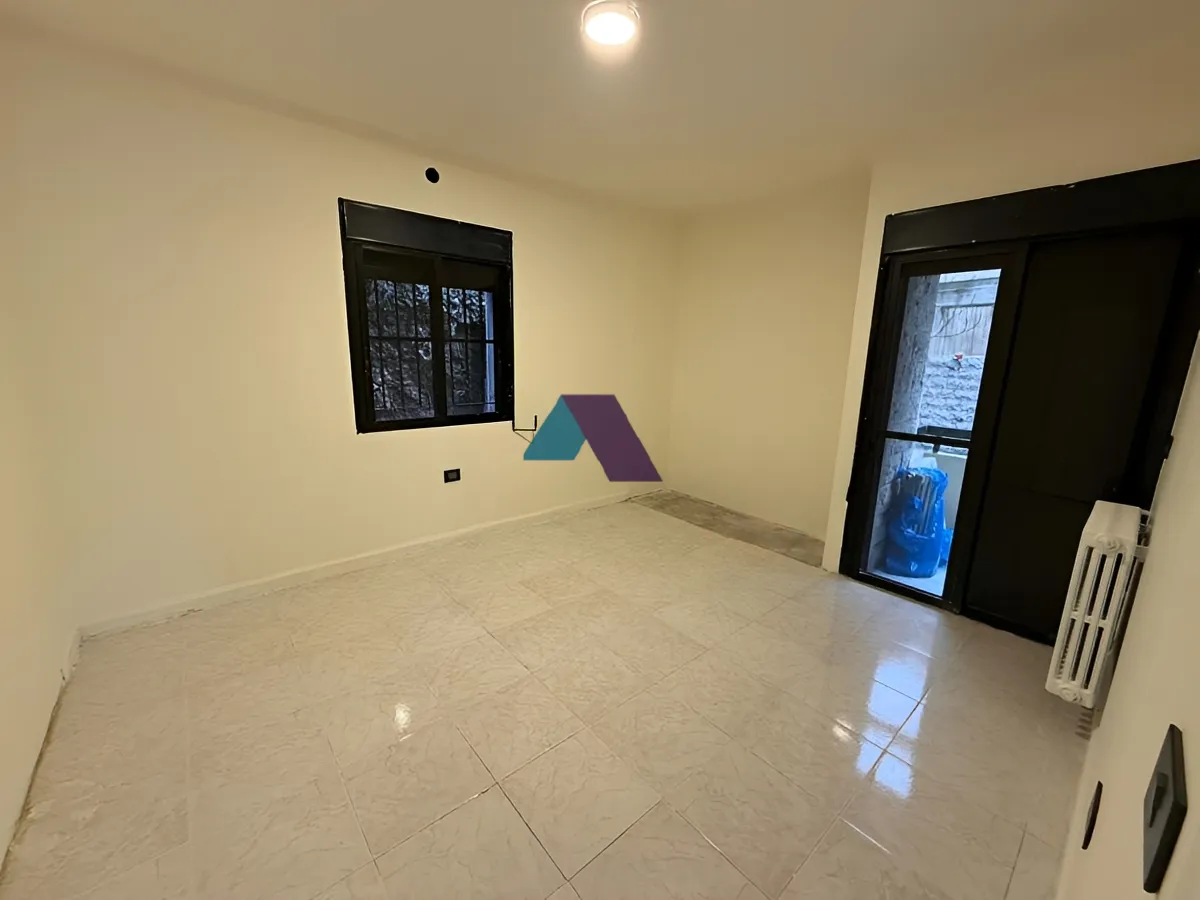 Apartment for Sale in Aachqout - 3 bed, 3 bath