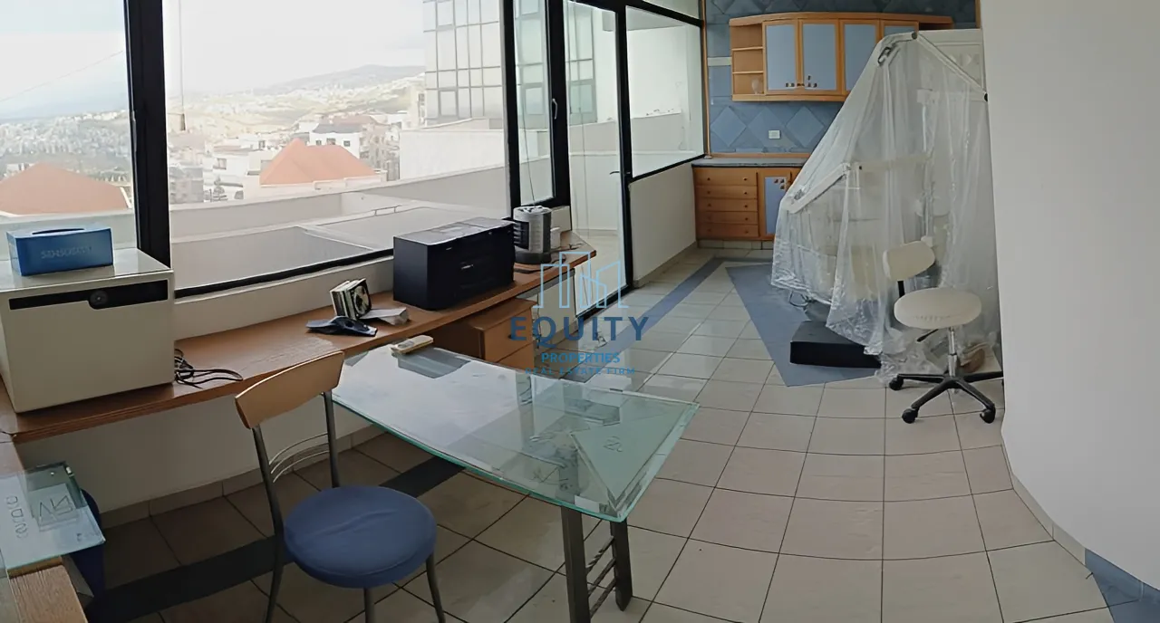 Office for rent in Fanar