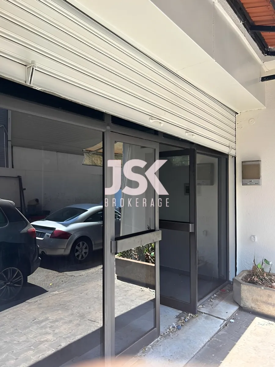 Office for rent in Daoura