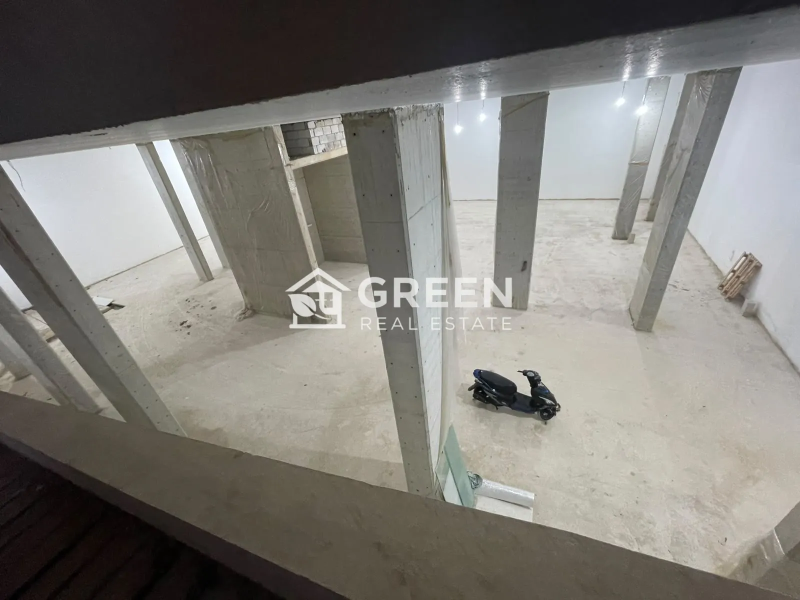 Warehouse for rent in Sabtieh، baouchriyeh, lebanon