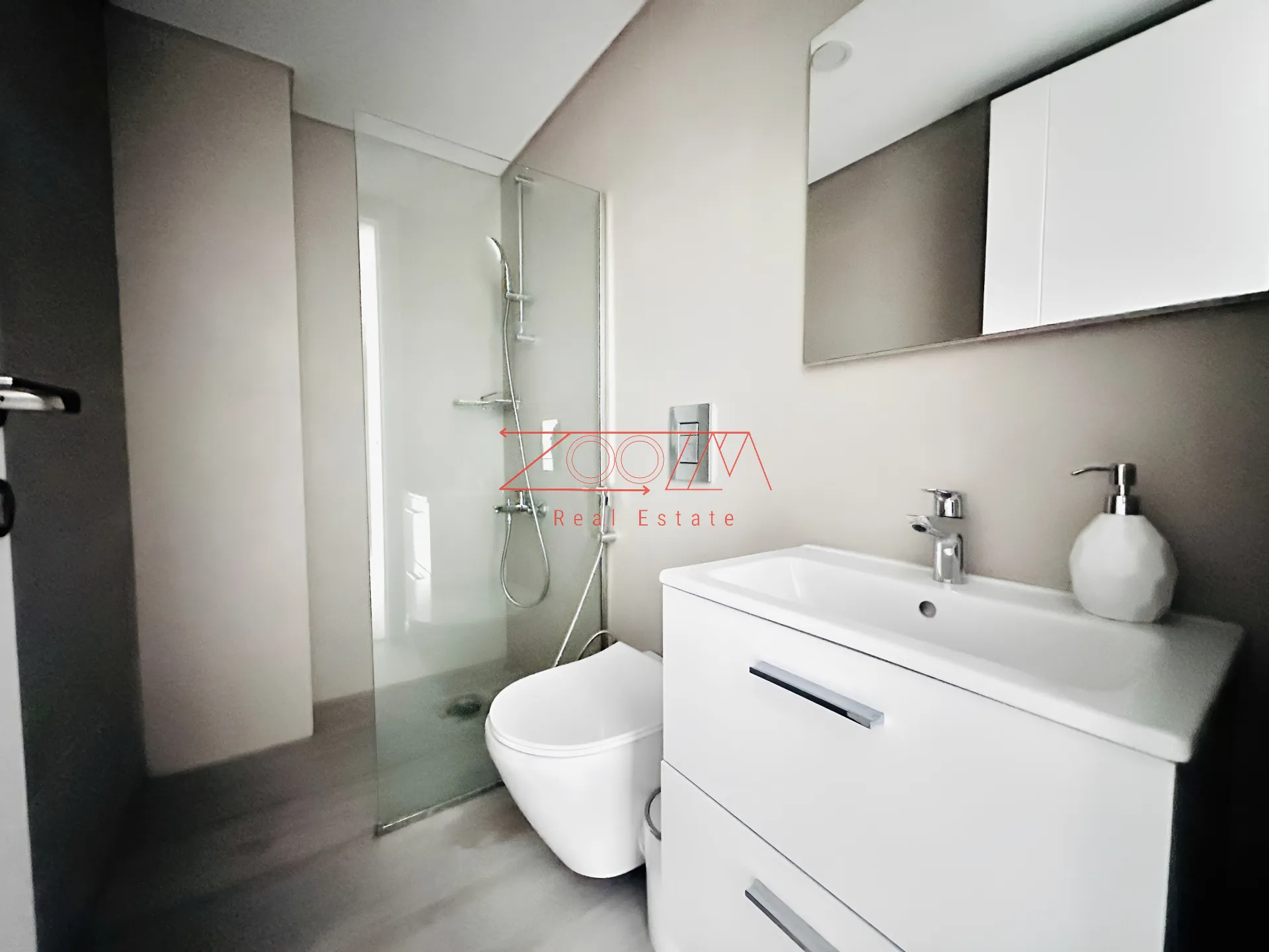 Residential in Hamra, beirut, lebanon - 2 bed, 2.0 bath