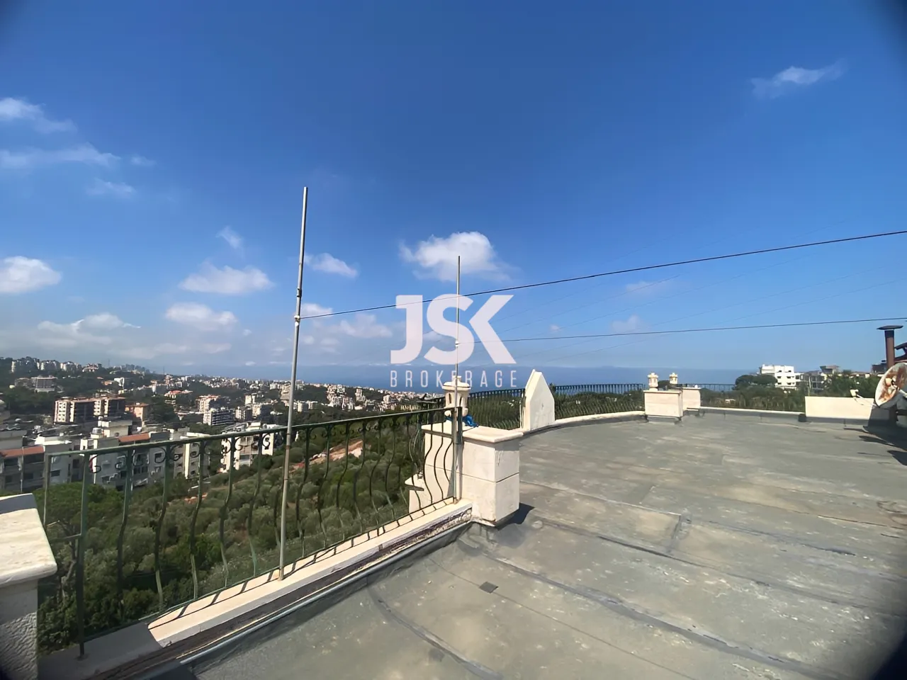 Apartment for Sale in Deir Qoubel
