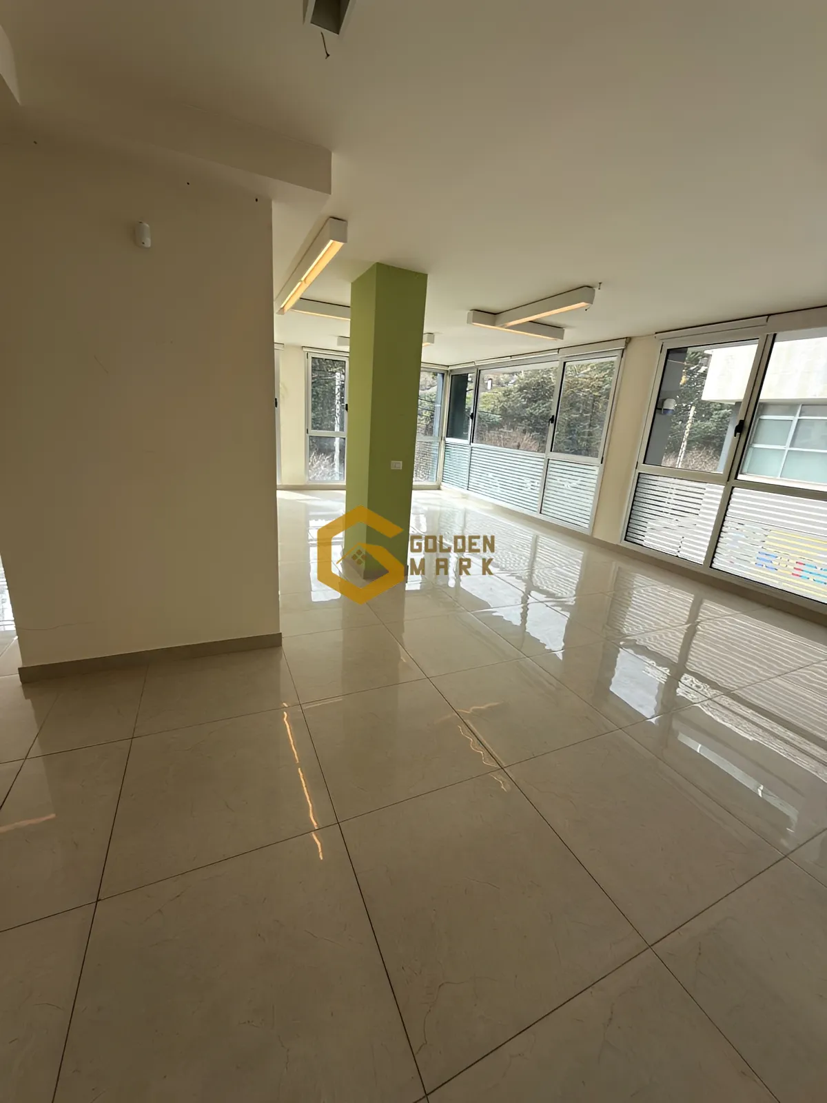 Showroom for rent in Zahle