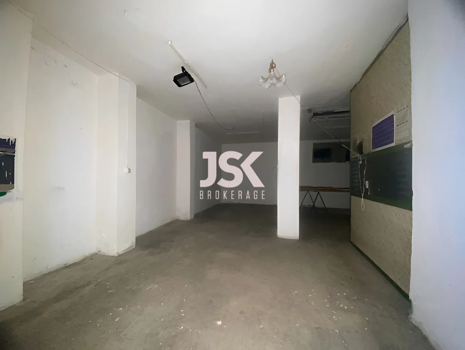 Warehouse for Sale in Verdun