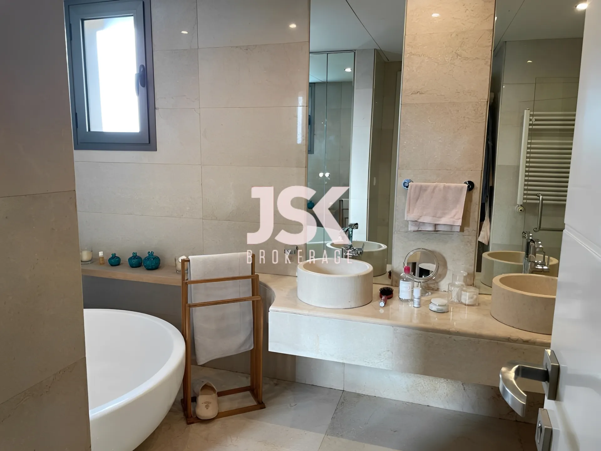 Apartment for Rent in Saifi Villag, Beirut, Lebanon