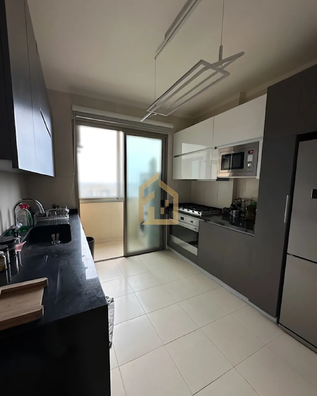 Apartment for rent in Baabda, Lebanon - 2 bed, 3 bath